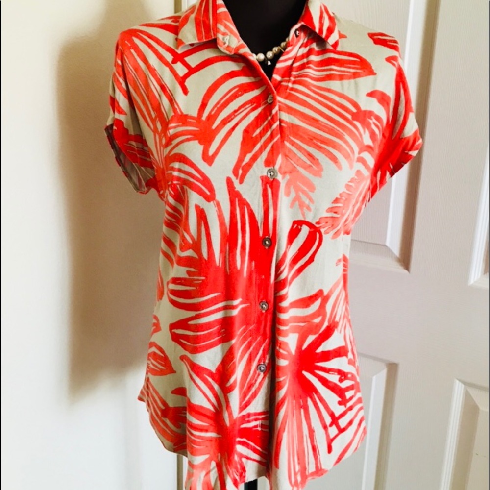 Tommy Bahama || Floral Short Sleeve Button Blouse
